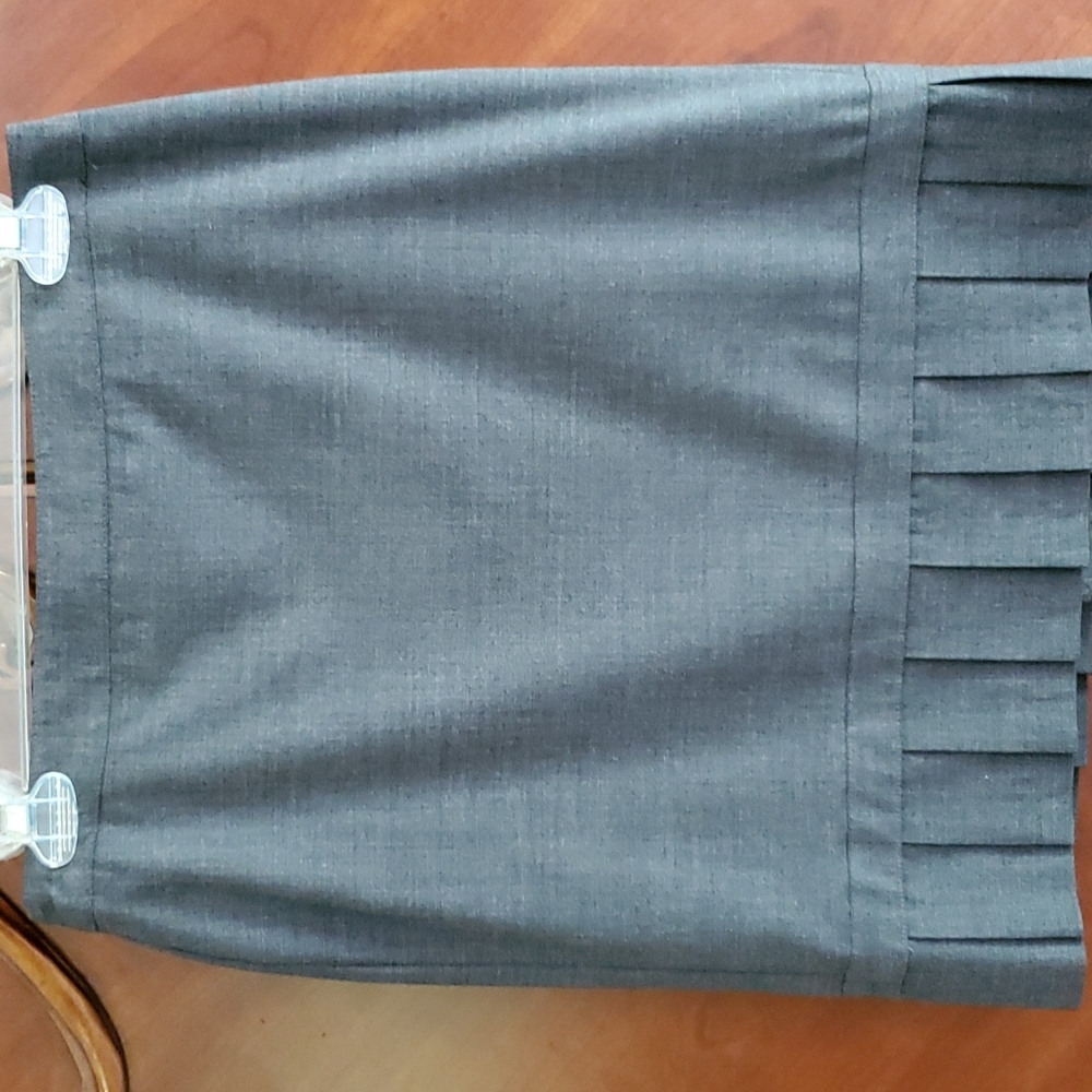 Express Charcoal Skirt